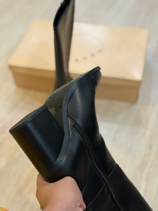 Soda Black Pointed Toe Knee-High Block Heel Boots - Picture 4 of 6